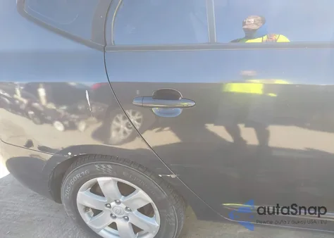 2007 Kia Rondo Lx z USA, uszkodzony, nr VIN KNAFG525877121997